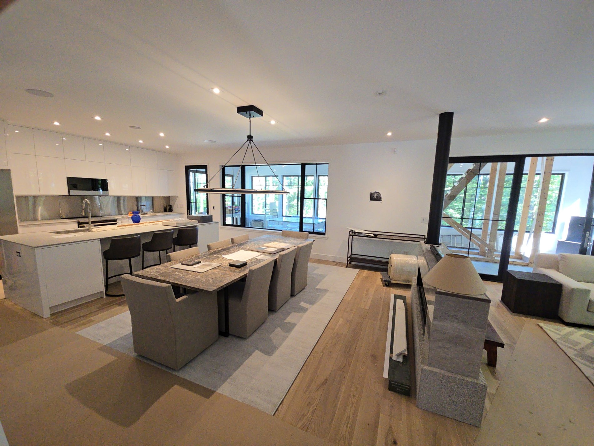 Fernwood kitchen, dining and living space with expansive glazing